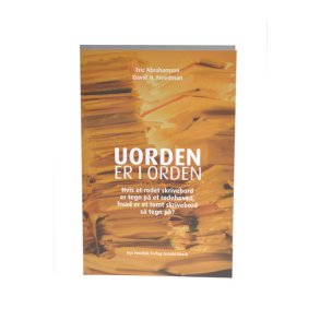 Uorden er i orden af Abrahamson & Freedman