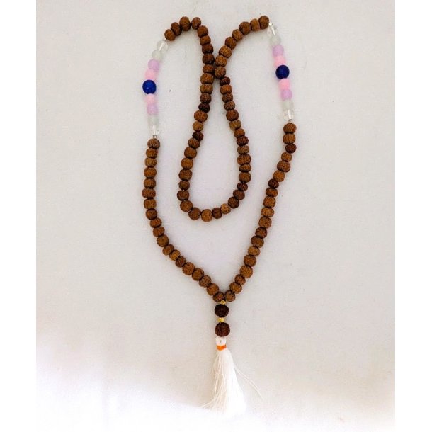 Bali Mala-halsk�de - sk�nhedsgudinde