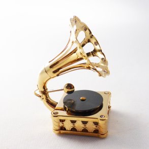 24 carat forgyldt grammofon. Nostalgi om en anden tid
